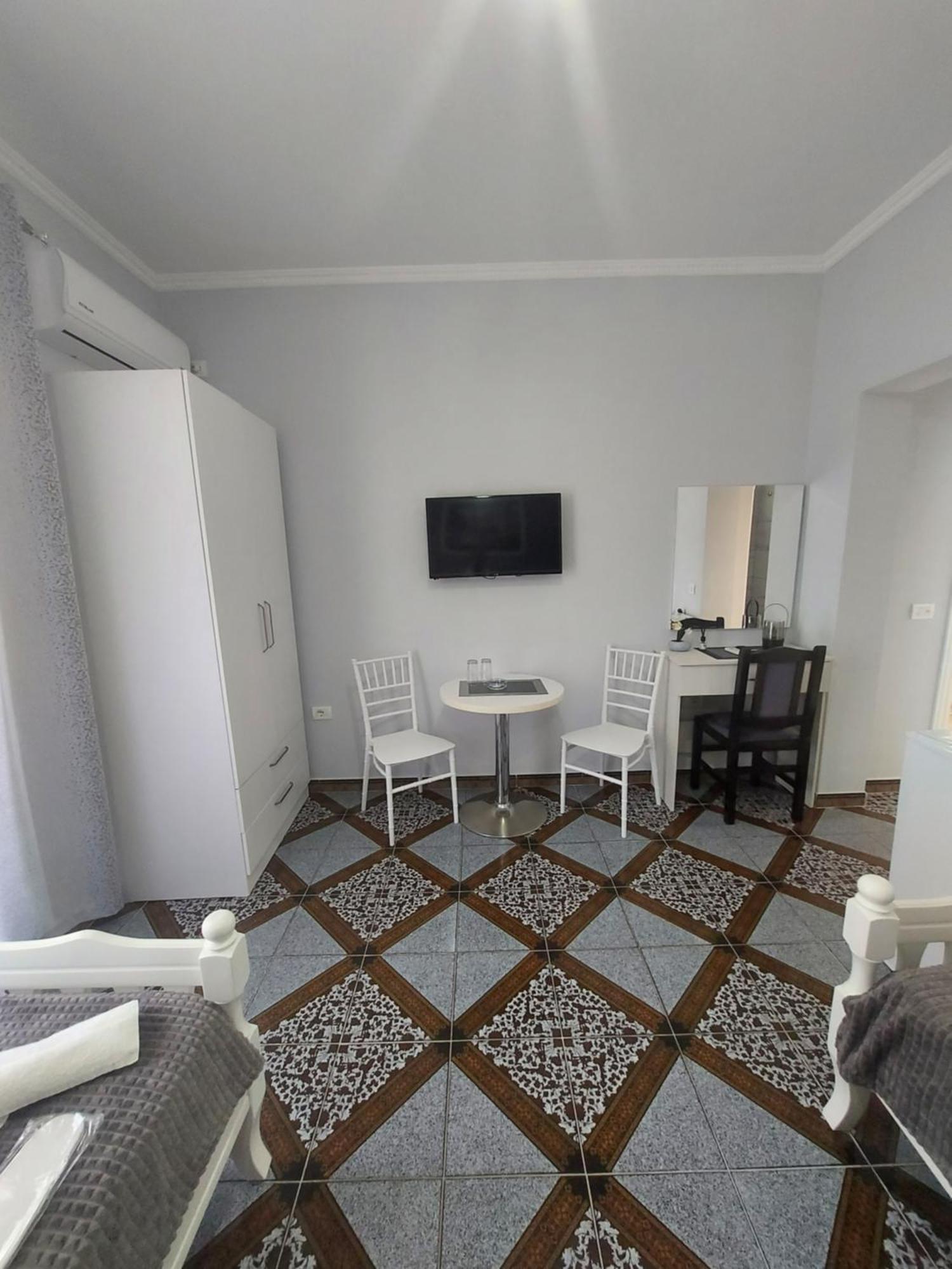Hotel Fama Škalngur 外观 照片