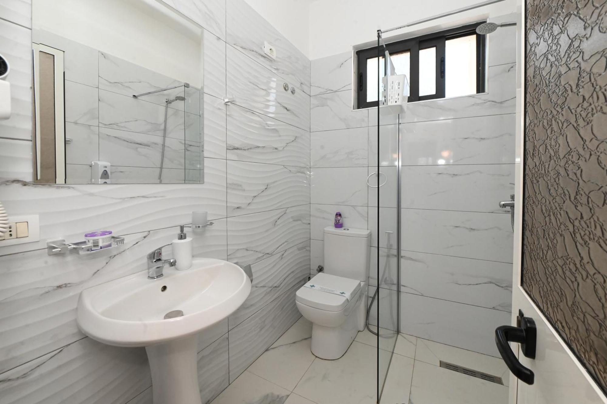 Hotel Fama Škalngur 外观 照片