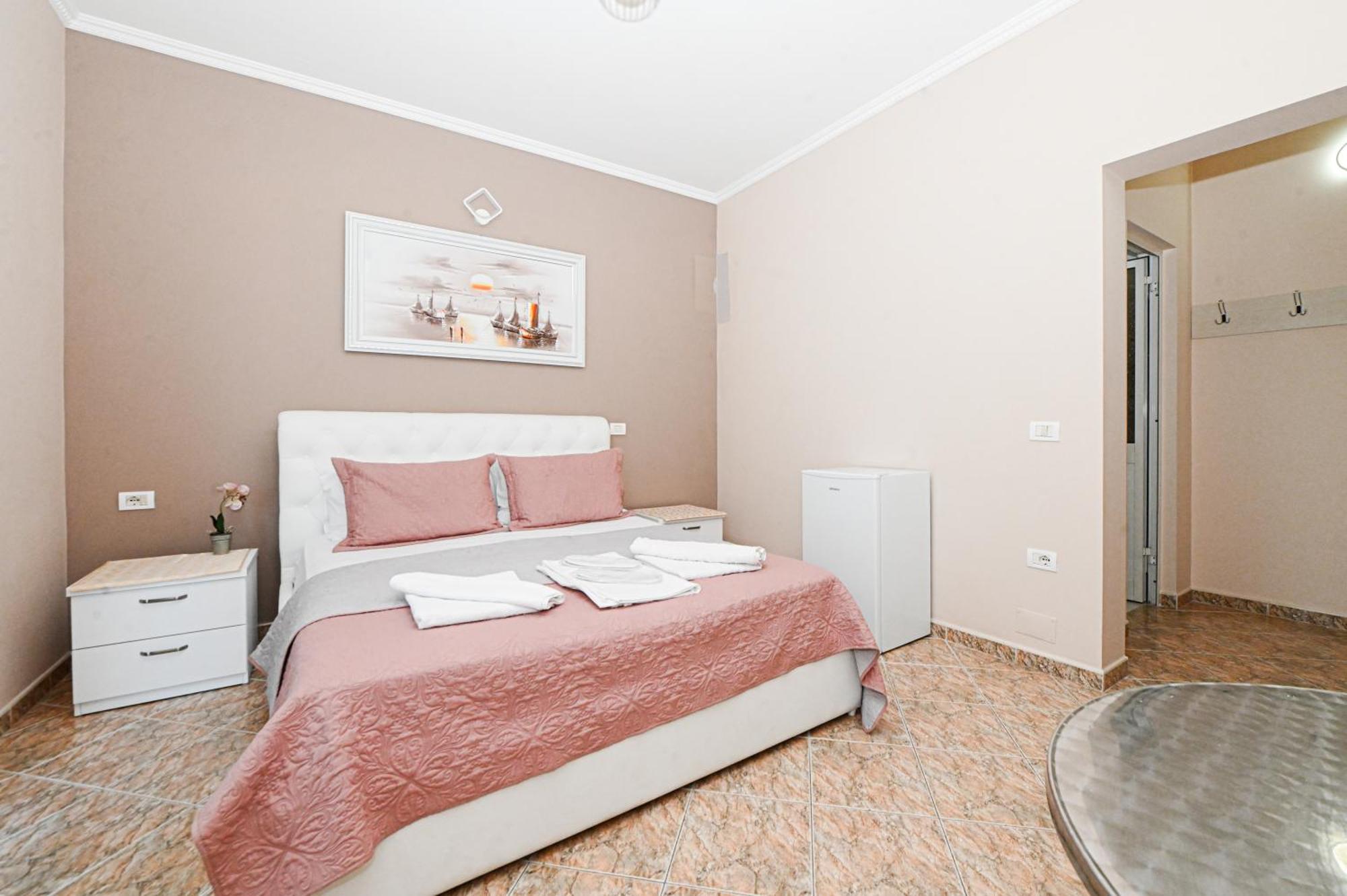 Hotel Fama Škalngur 外观 照片