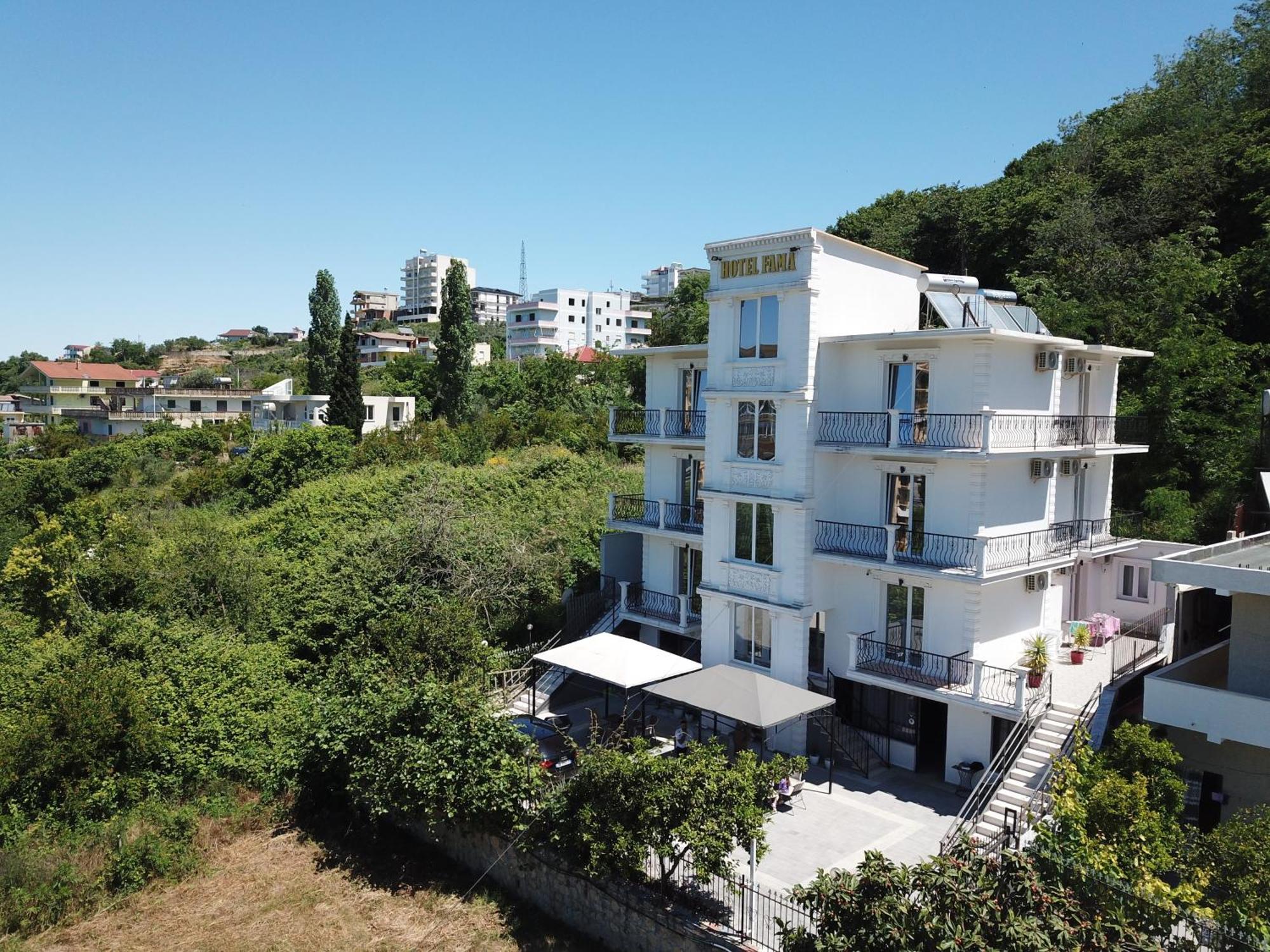 Hotel Fama Škalngur 外观 照片