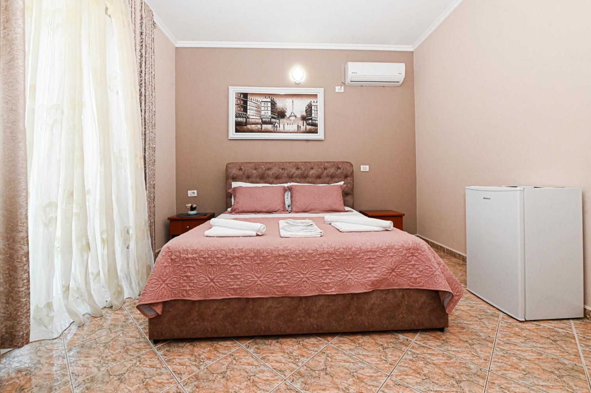 Hotel Fama Škalngur 外观 照片