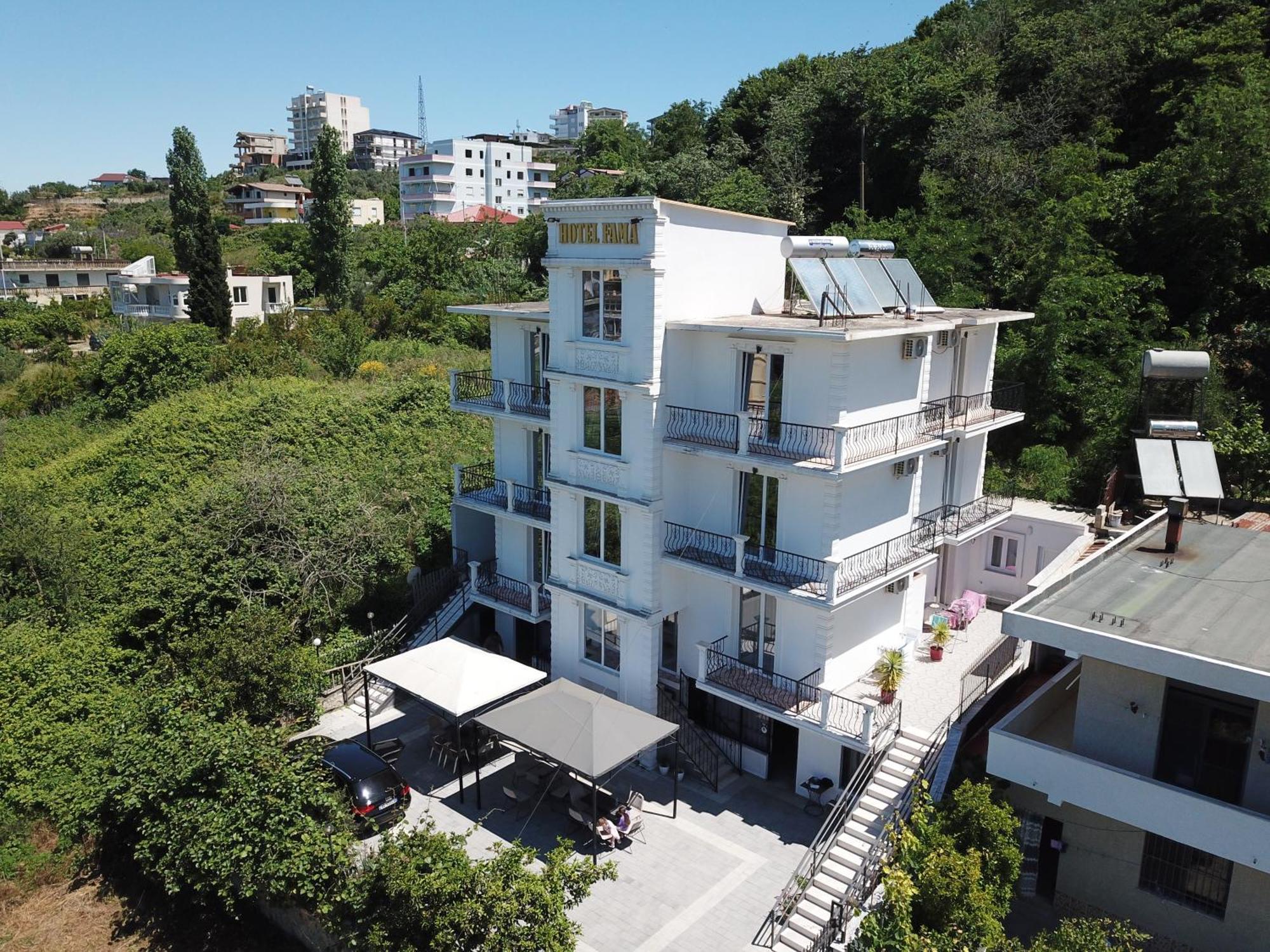Hotel Fama Škalngur 外观 照片