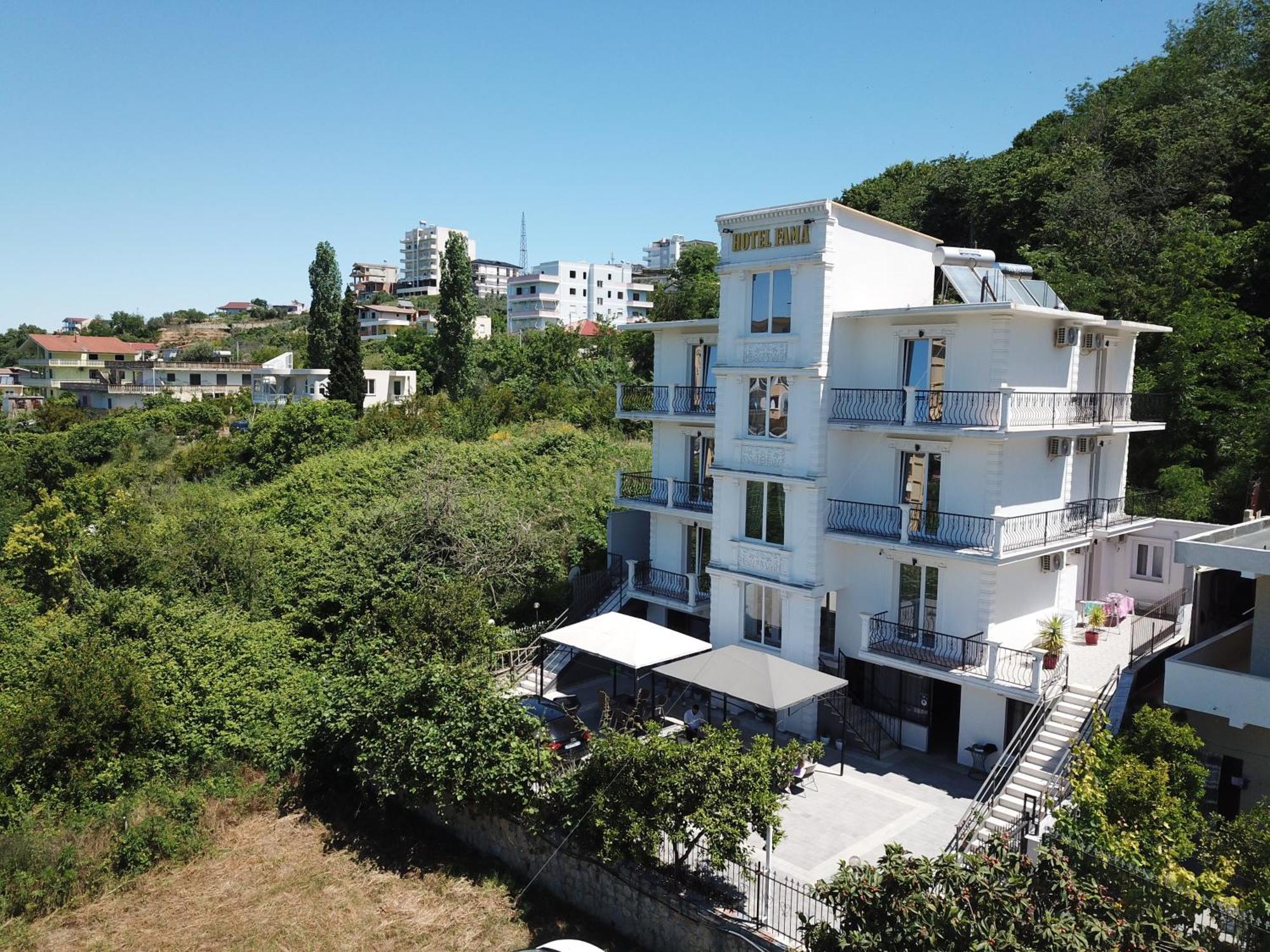 Hotel Fama Škalngur 外观 照片